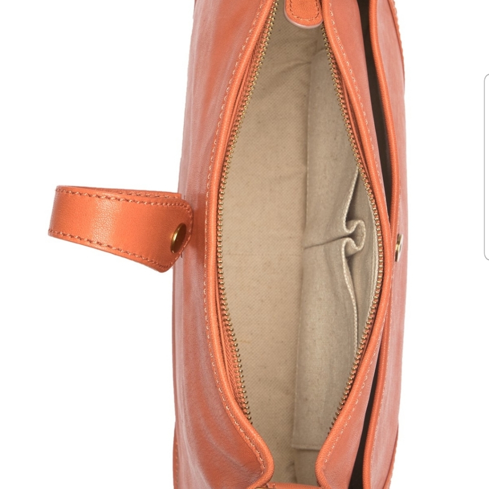 Frye Brand New Leather Madison North/South - Picture 5 of 8